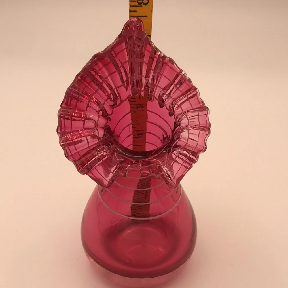 VTG Blown Cranberry‎ Glass Jack in the Pulpit Vase w/ Applied White Striping